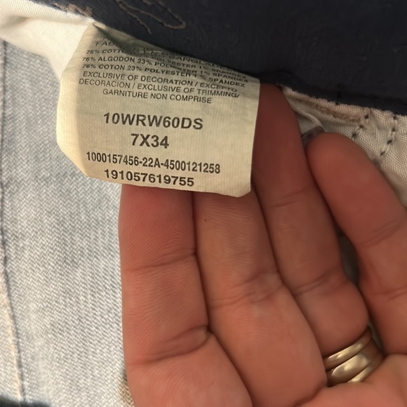 Wrangler Jeans - Picture 2 of 4